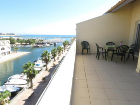 T2 cabine 35m² dernier étage, terrasse, parking - FR-1-472-136